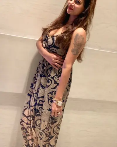 Tufanganj Escort